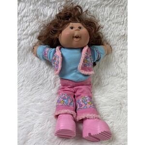 2005 Cabbage Patch Kids Doll Brown Curly Hair Teeth Pink Outfit Play Along